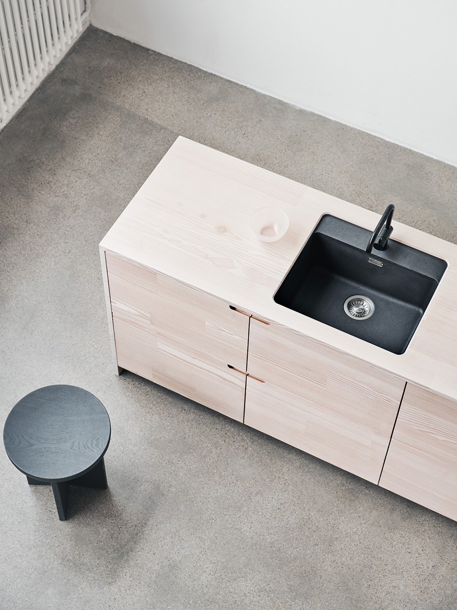 NEW SUSTAINABLE KITCHEN DESIGN FROM REFORM